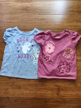 NWT Set Of 2 Garanimals Girls Short Sleeve Tshirts- Flowers, Bird, 18 Months